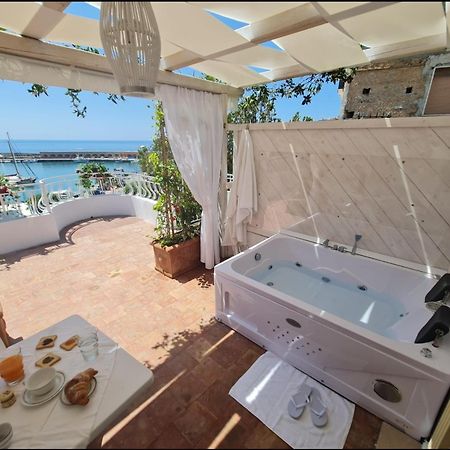 Luxury B&B Suite Jacuzzi Villa Filomena Marina di Camerota Εξωτερικό φωτογραφία